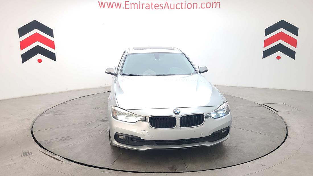 Photo 3 VIN: WBA8E5G59HNU41544 - BMW 320I 