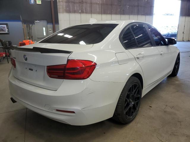 Photo 3 VIN: WBA8E5G5XGNT93650 - BMW 320 XI 