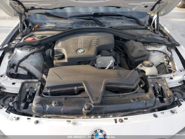 Photo 9 VIN: WBA8E5G5XGNU20684 - BMW 320I 