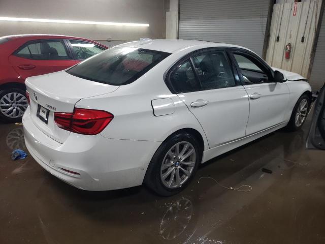 Photo 2 VIN: WBA8E5G5XJNV01918 - BMW 320 XI 