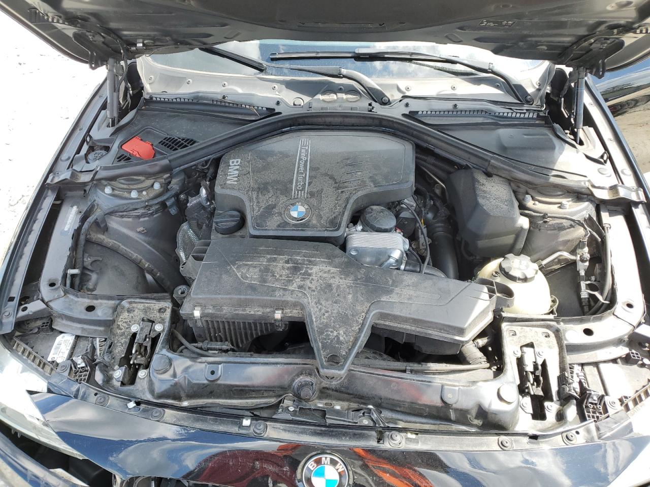 Photo 10 VIN: WBA8E9C50GK644299 - BMW 3ER 