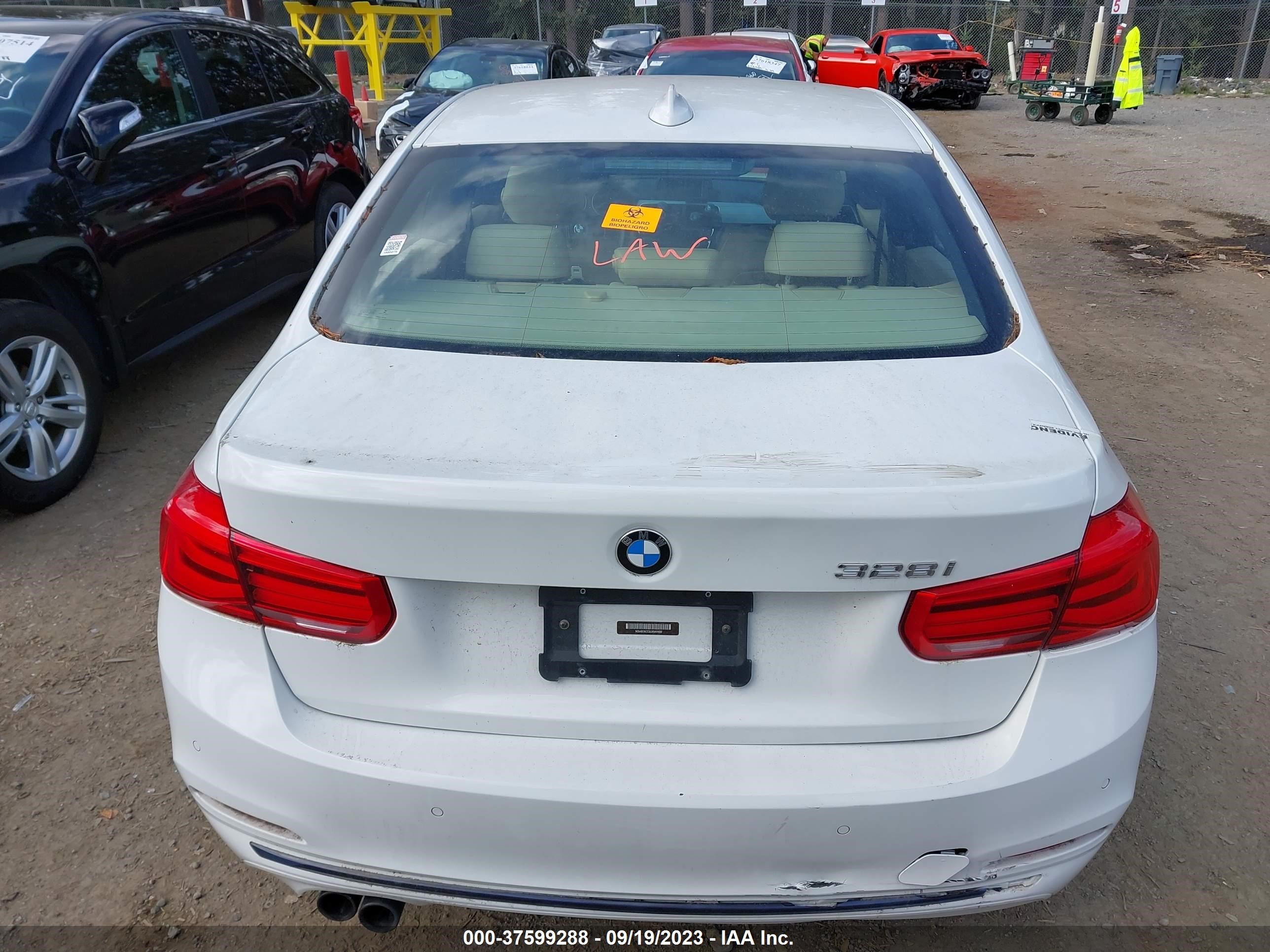 Photo 14 VIN: WBA8E9C53GK644488 - BMW 3ER 