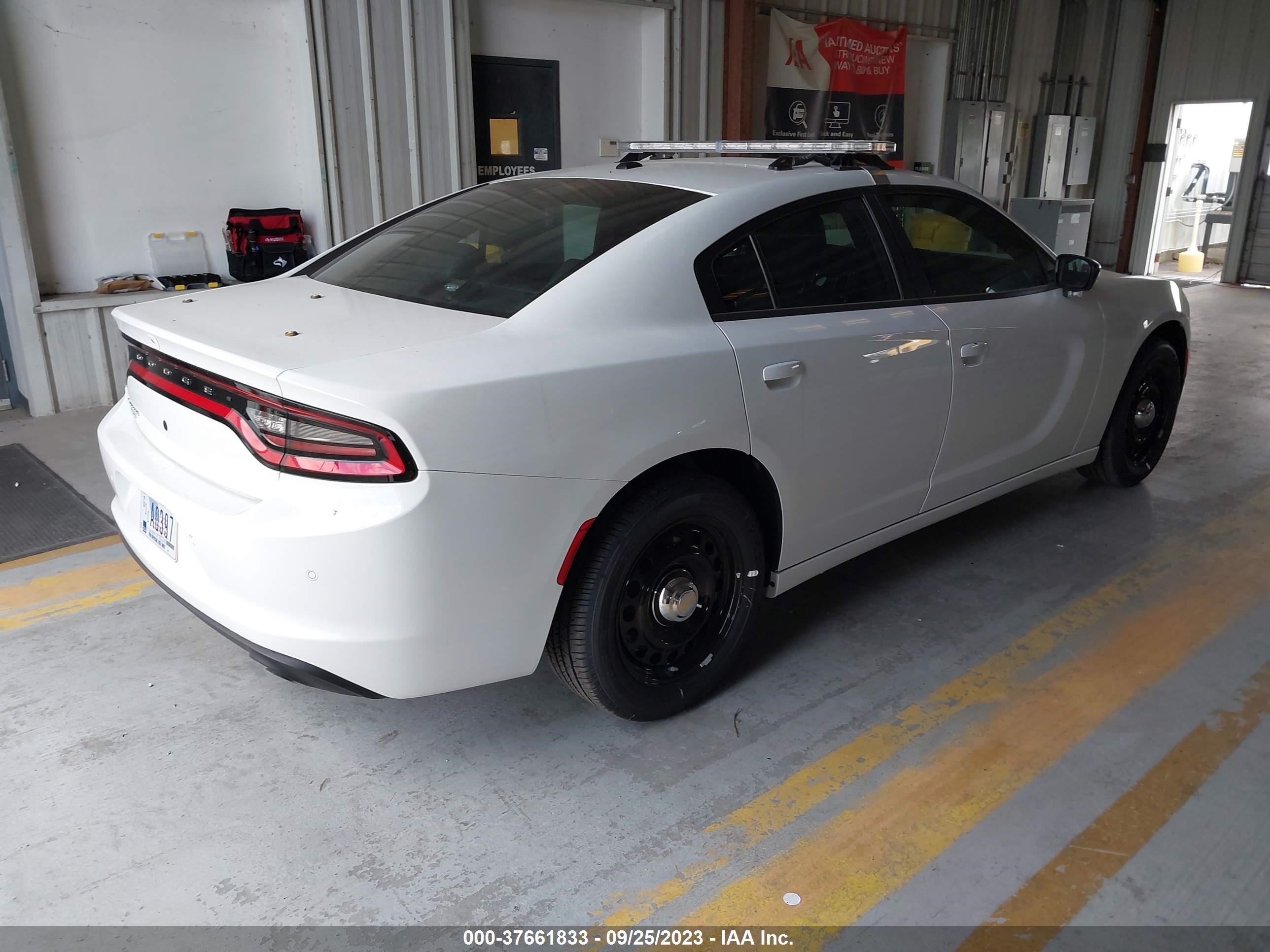 Photo 3 VIN: WBA8E9C56GK603904 - DODGE CHARGER 