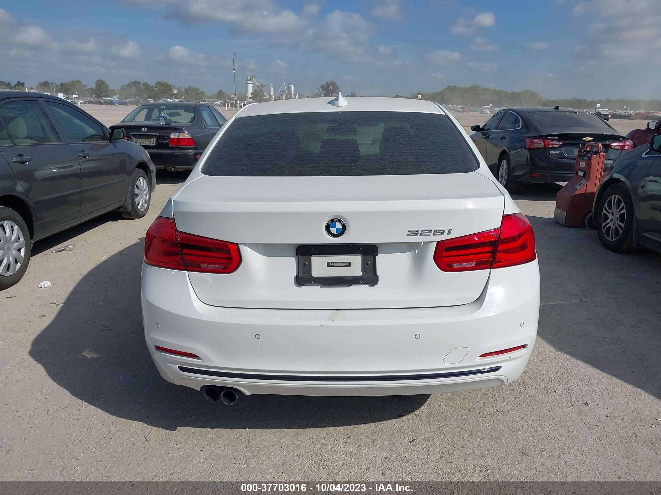 Photo 14 VIN: WBA8E9C59GK645306 - BMW 3ER 