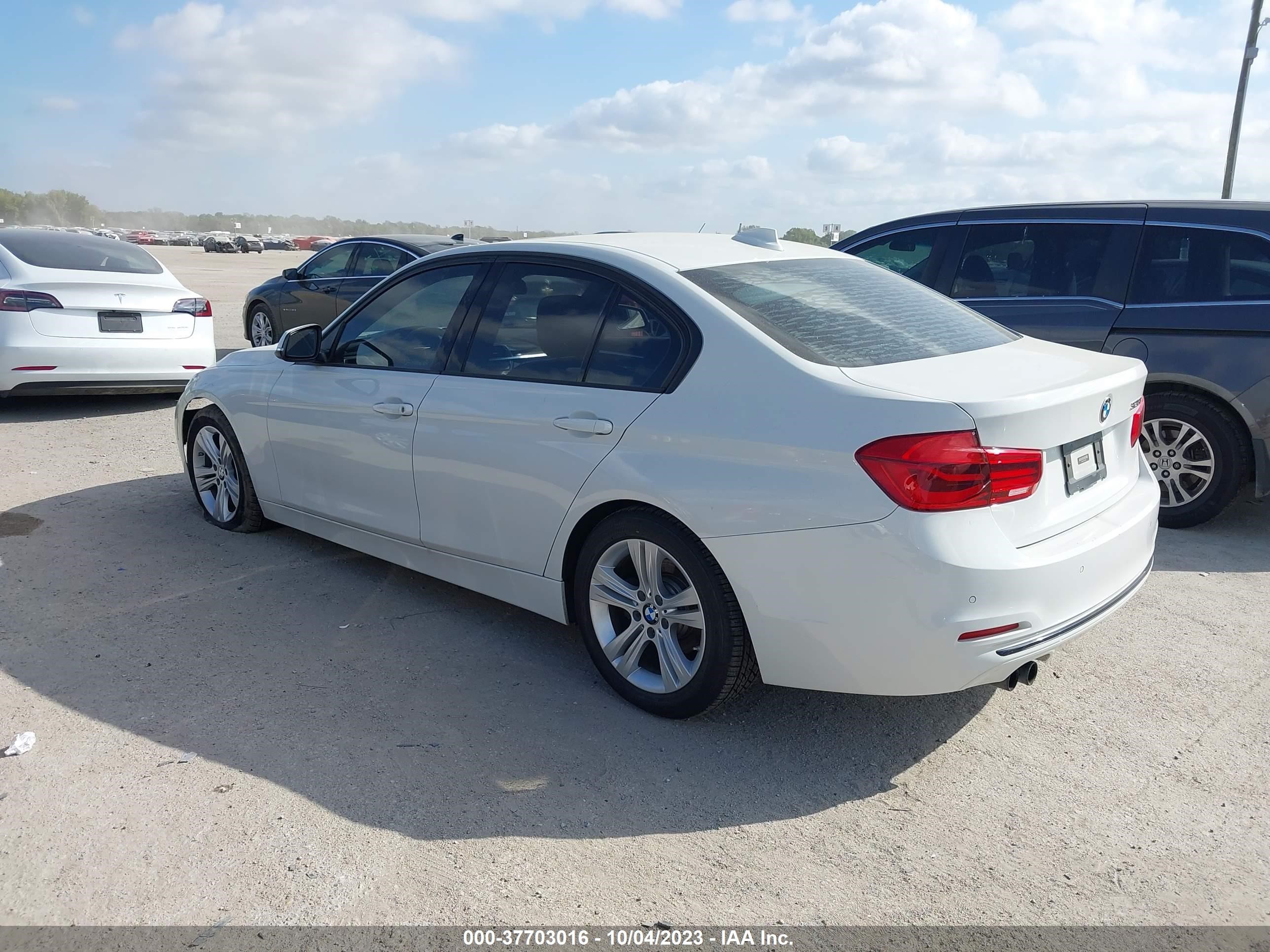 Photo 2 VIN: WBA8E9C59GK645306 - BMW 3ER 