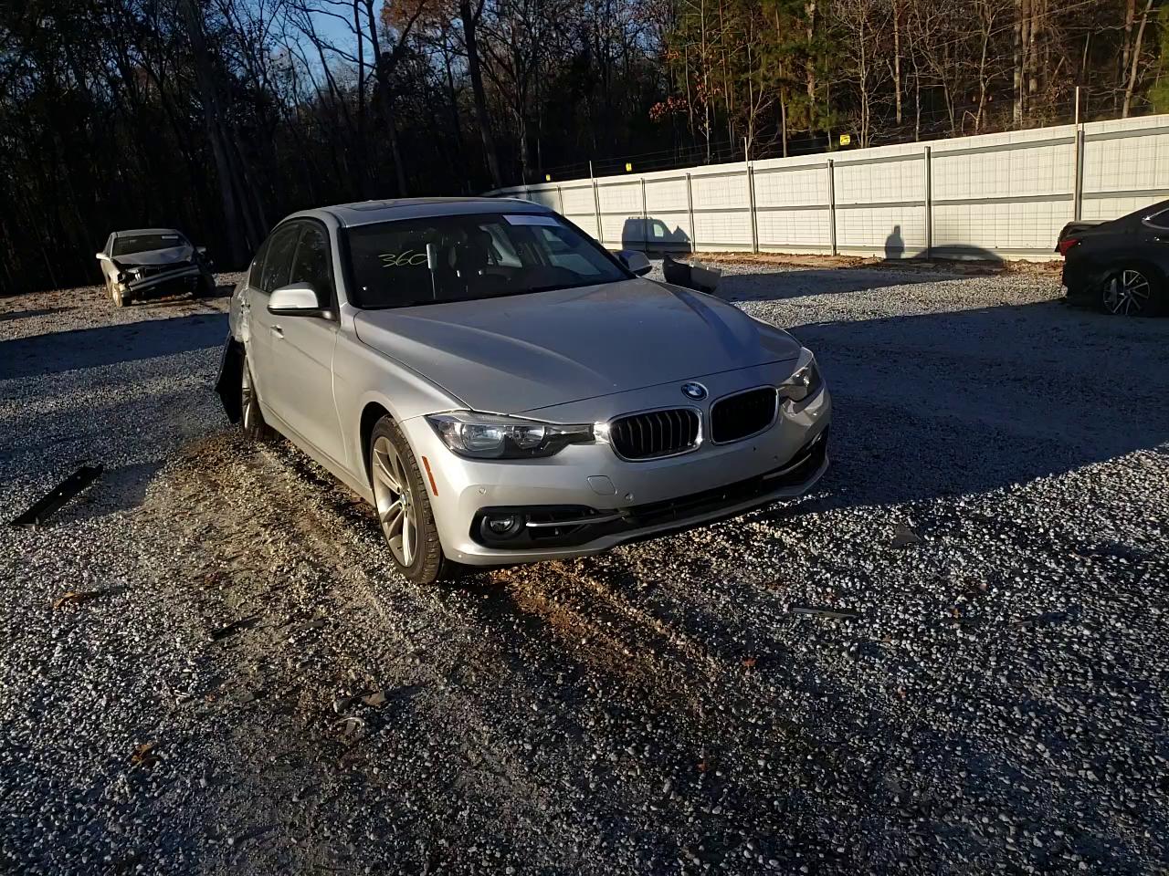 Photo 10 VIN: WBA8E9G50GNT83006 - BMW 328 I SULE 