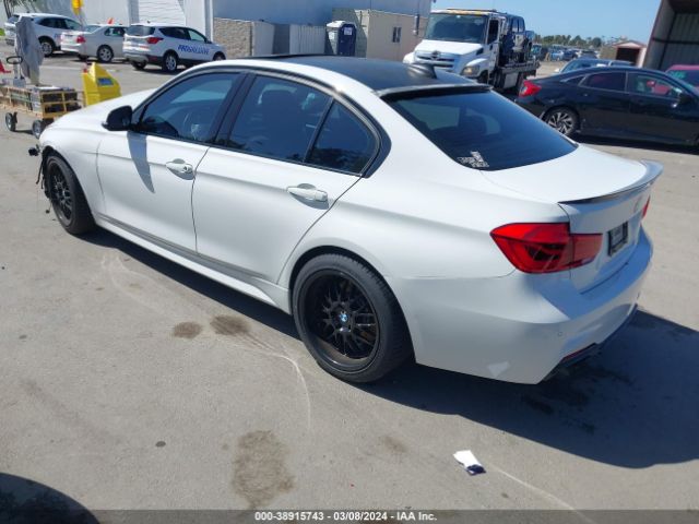 Photo 2 VIN: WBA8E9G52GNT45440 - BMW 328I 