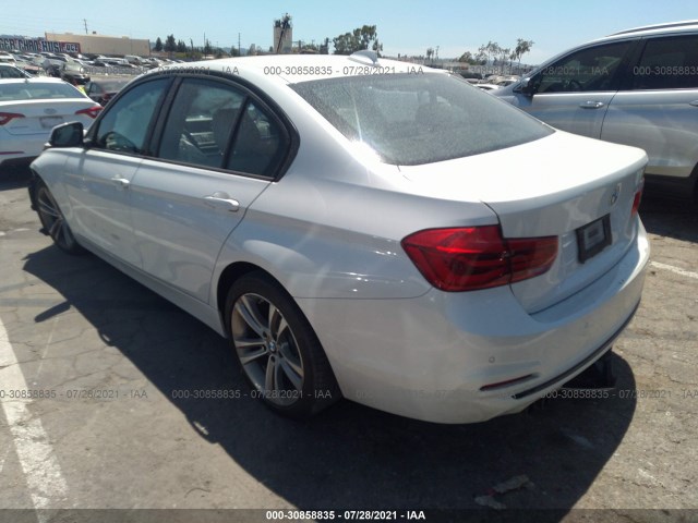 Photo 2 VIN: WBA8E9G52GNT86733 - BMW 3 