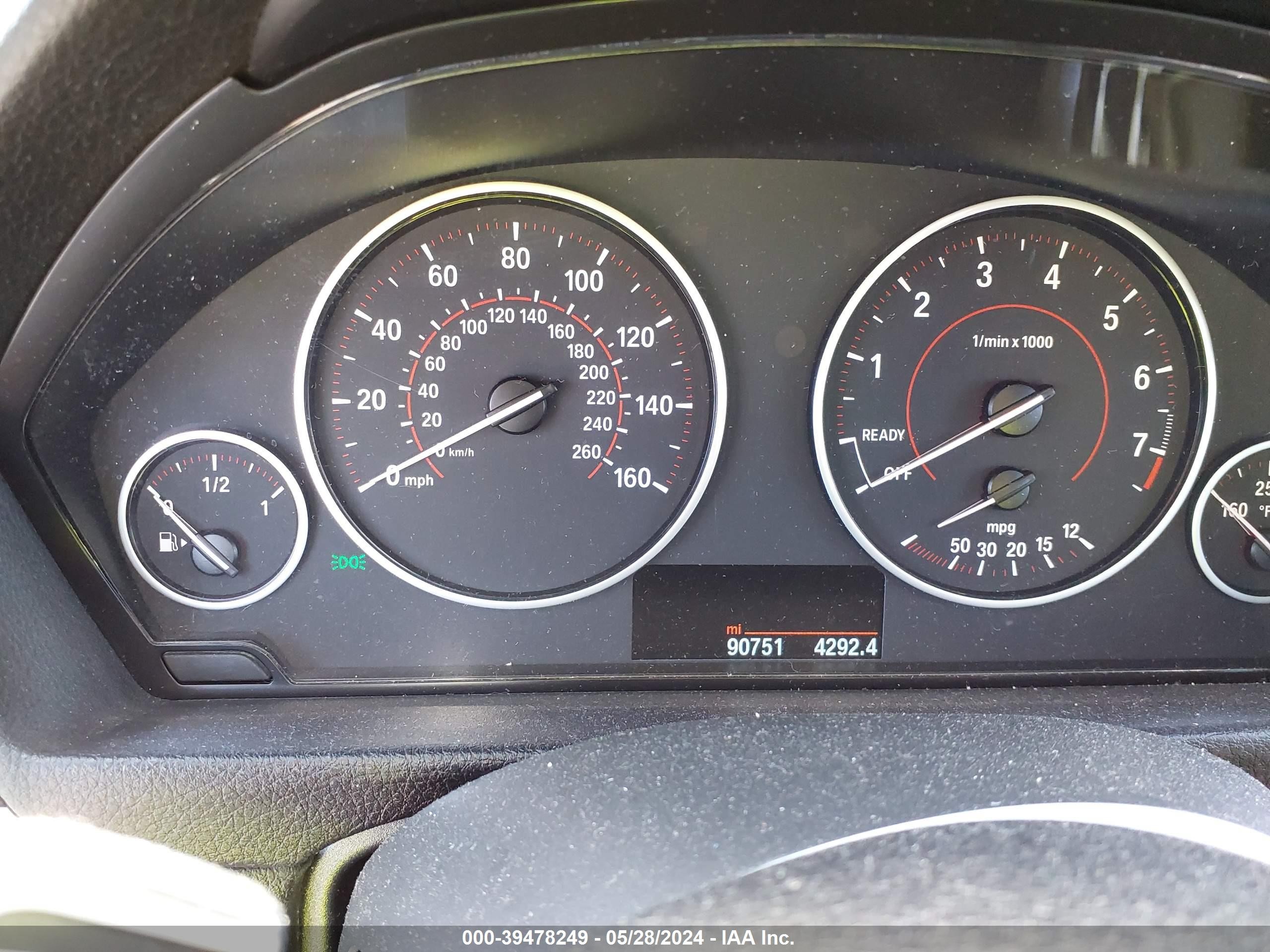 Photo 6 VIN: WBA8E9G56GNT44727 - BMW 3ER 