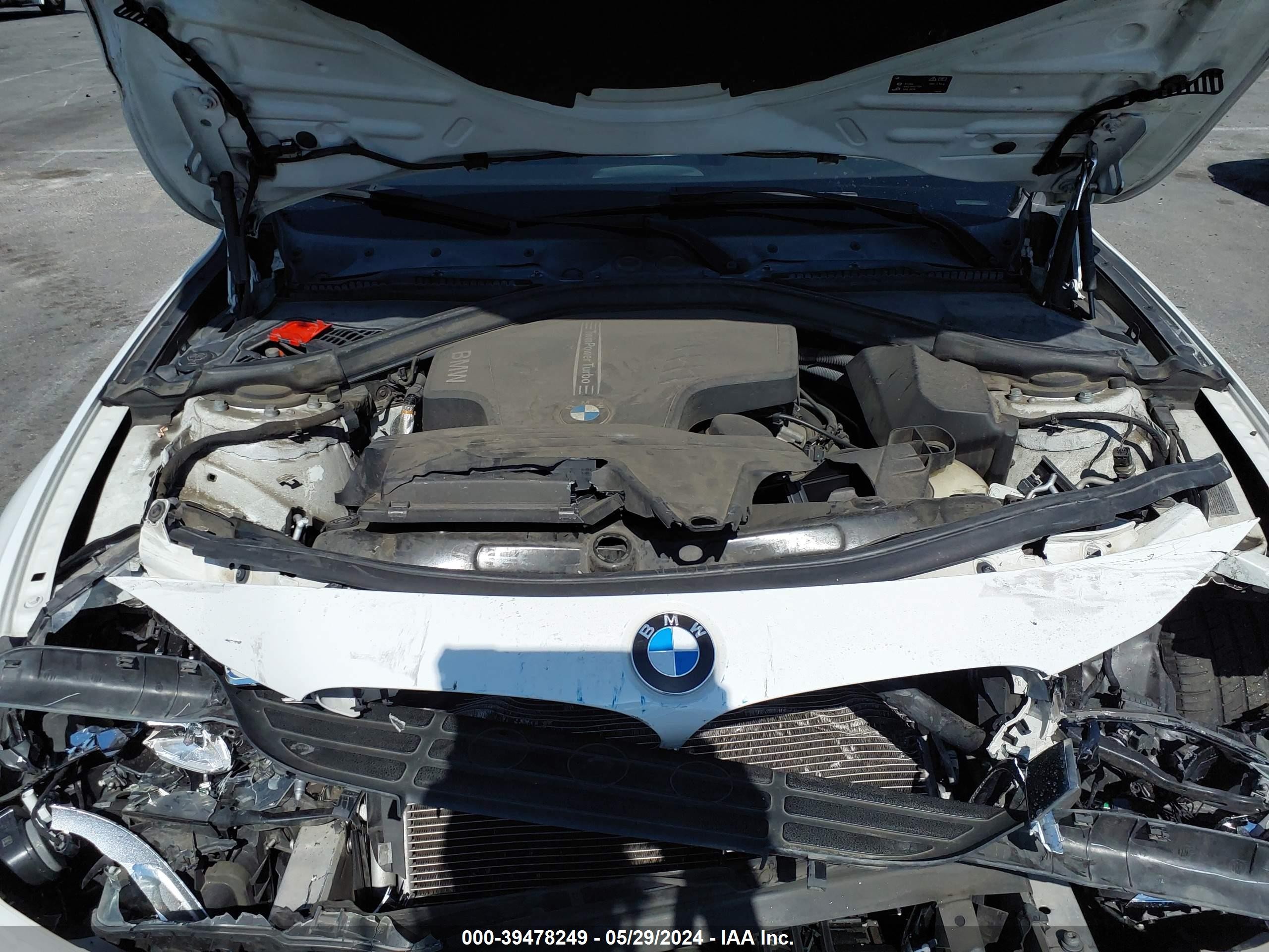 Photo 9 VIN: WBA8E9G56GNT44727 - BMW 3ER 
