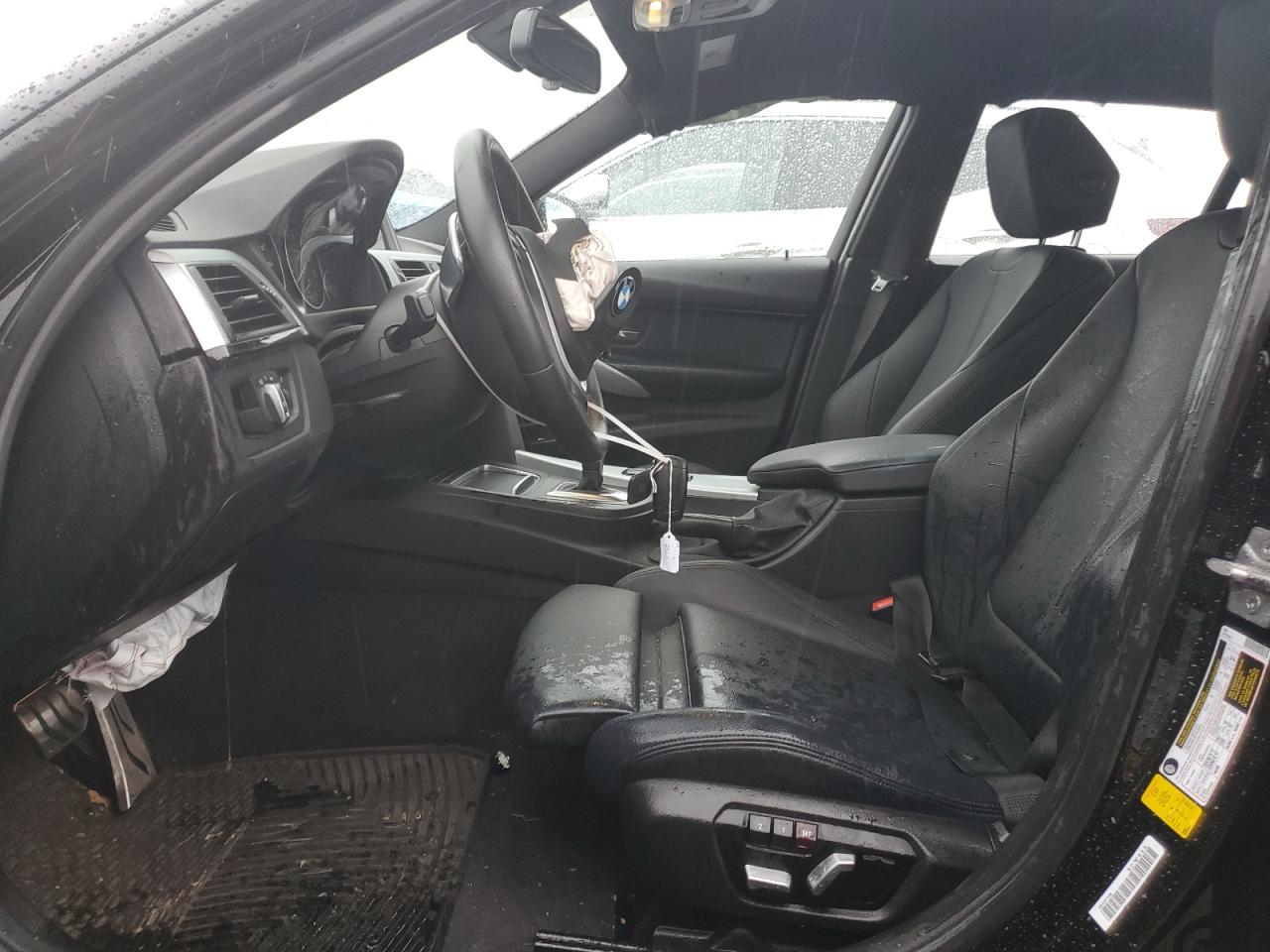 Photo 6 VIN: WBA8E9G56GNT87867 - BMW 3ER 