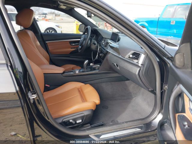 Photo 4 VIN: WBA8E9G5XGNT85930 - BMW 328I 