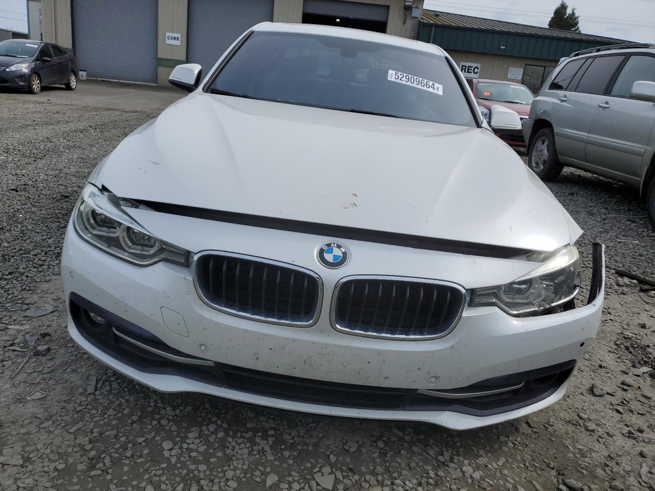 Photo 4 VIN: WBA8F1C50GK439094 - BMW 3ER 