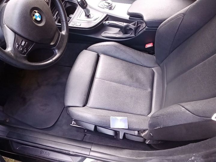 Photo 33 VIN: WBA8F91030A061337 - BMW 3-SERIE 4DRS &#3915 