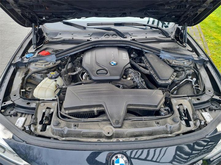 Photo 10 VIN: WBA8F91040A344104 - BMW 3 