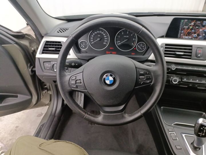 Photo 31 VIN: WBA8F91060K852813 - BMW 3-SERIE 4DRS &#3915 