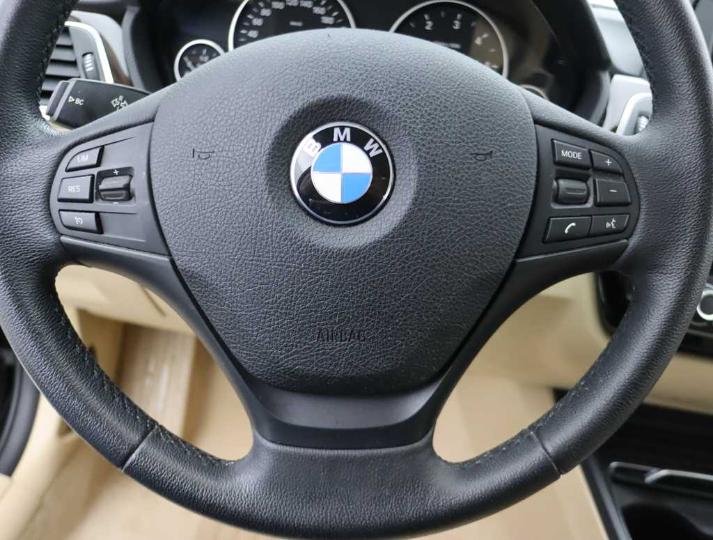 Photo 26 VIN: WBA8F91070A061230 - BMW 3-SERIE 4DRS &#3915 