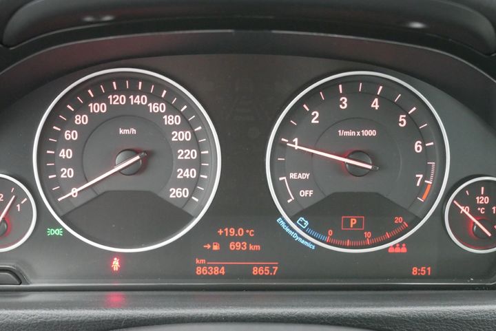 Photo 18 VIN: WBA8G31000K881105 - BMW 3 SERIE TOURING 