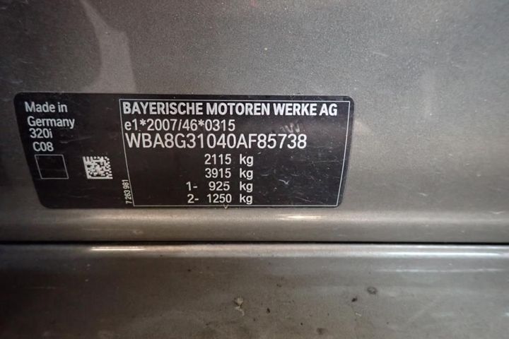 Photo 19 VIN: WBA8G31040AF85738 - BMW SERIE 3 TOURING 