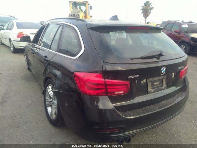 Photo 2 VIN: WBA8G5C5XGK442542 - BMW 3 