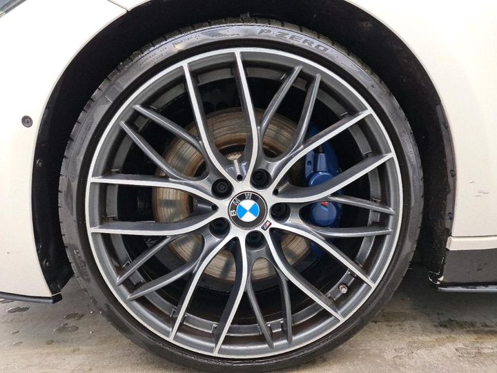 Photo 12 VIN: WBA8G710X0K392783 - BMW 330 