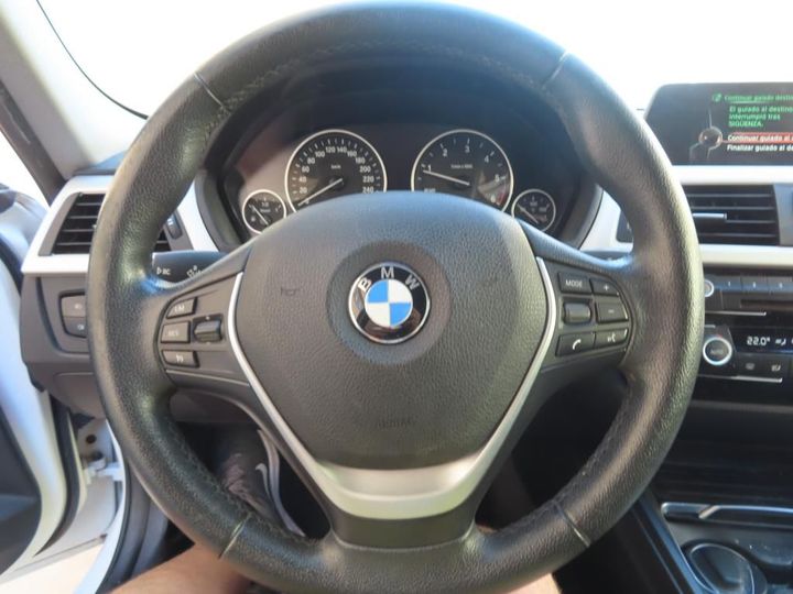 Photo 24 VIN: WBA8H71020K762704 - BMW SERIE 3 