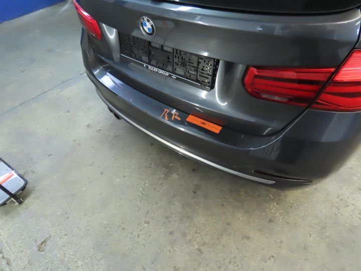 Photo 33 VIN: WBA8H91000A854685 - BMW 3 TOURING 