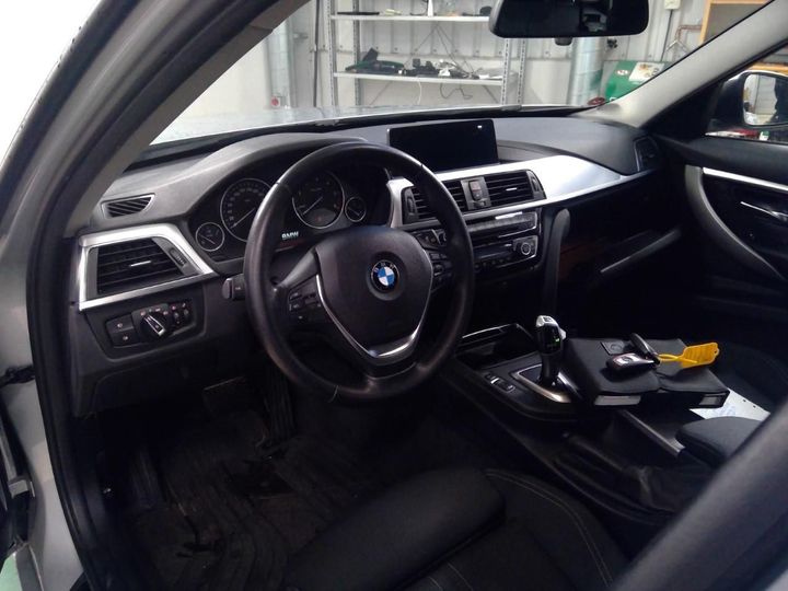 Photo 3 VIN: WBA8H9100JA721135 - BMW SERIES 3 