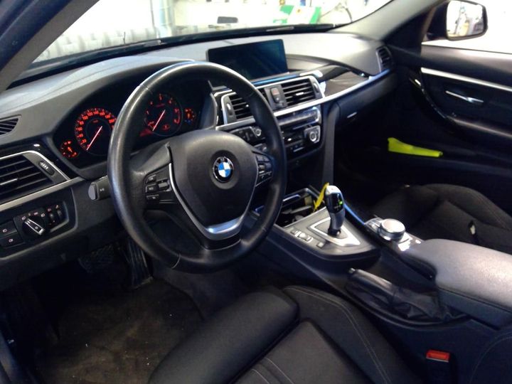 Photo 3 VIN: WBA8J1105KA976547 - BMW SERIES 3 