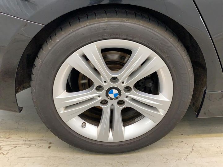 Photo 15 VIN: WBA8J91010K726549 - BMW 320 