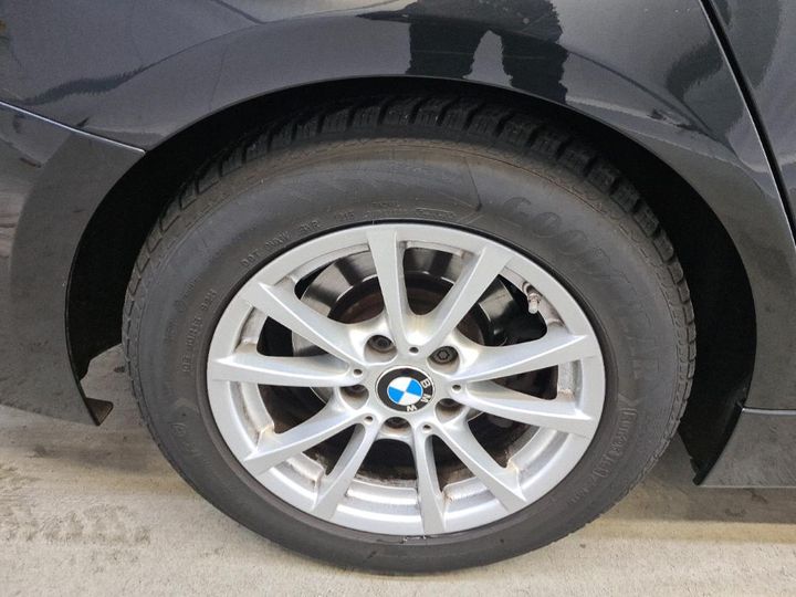 Photo 15 VIN: WBA8J91010K726597 - BMW 320 