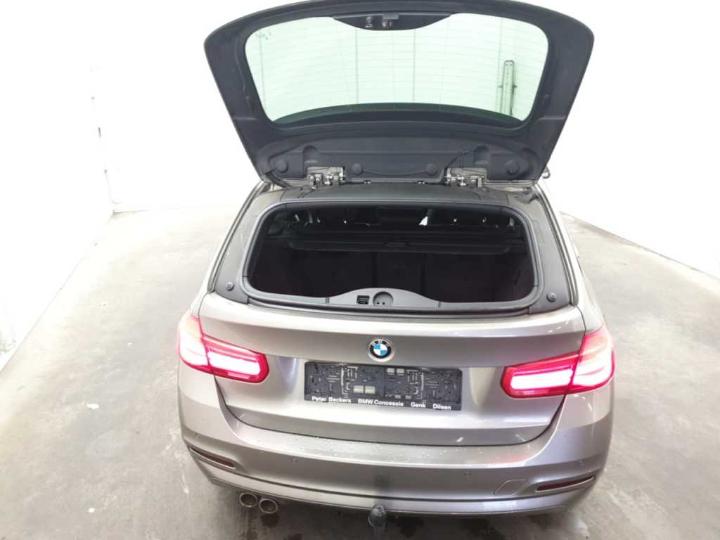 Photo 23 VIN: WBA8J91020K836560 - BMW 320D 