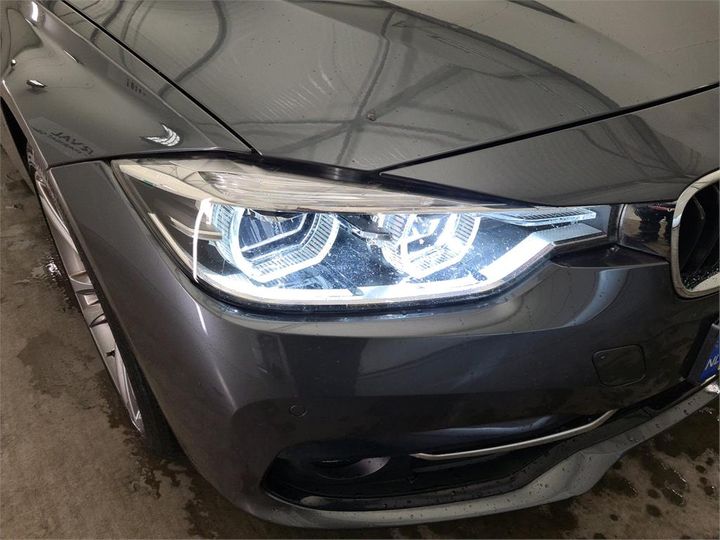 Photo 19 VIN: WBA8J91030K837099 - BMW 3 