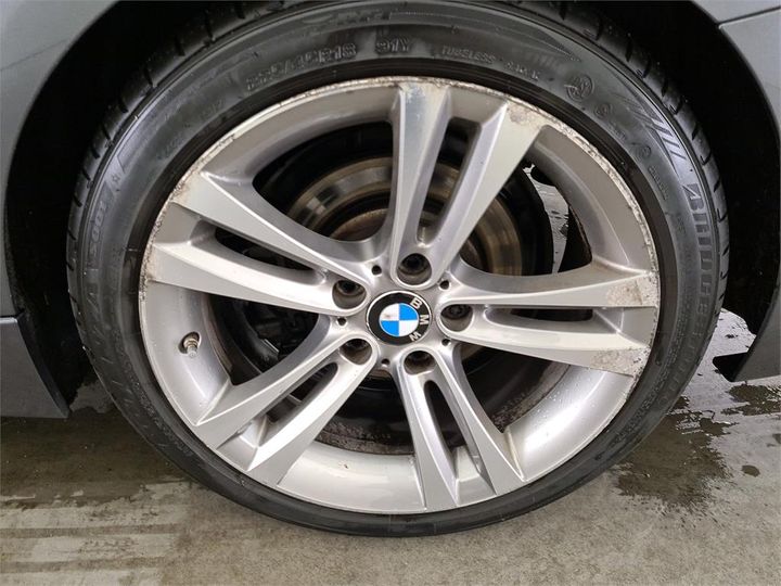 Photo 28 VIN: WBA8J91030K837099 - BMW 3 