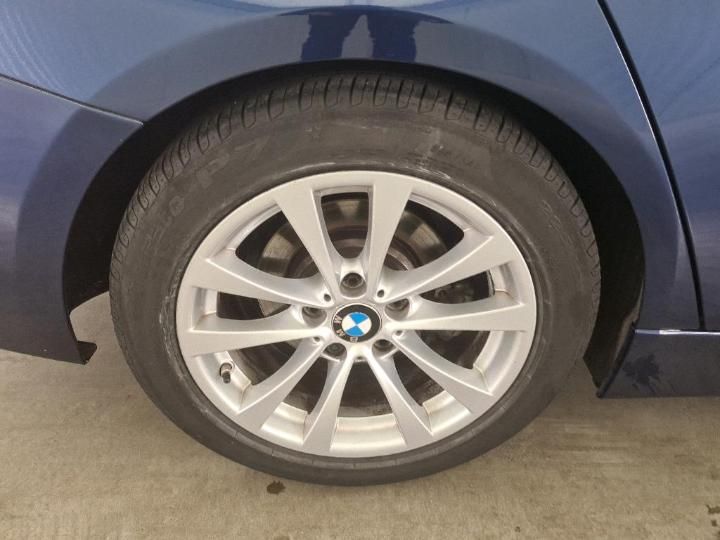 Photo 19 VIN: WBA8J91030K837832 - BMW 3 