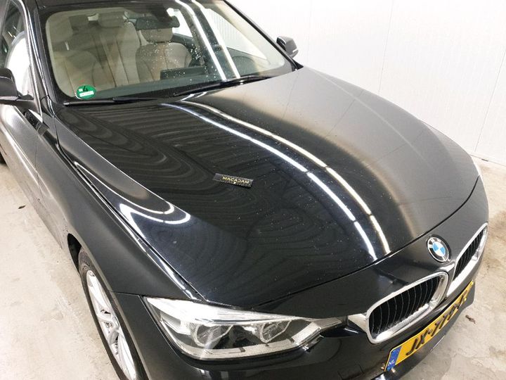 Photo 27 VIN: WBA8J91040K836222 - BMW 320 