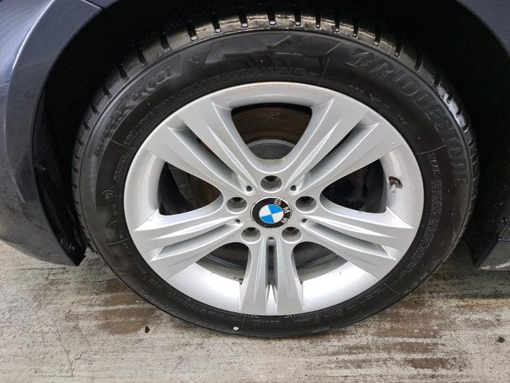 Photo 12 VIN: WBA8J91050K424391 - BMW 320 