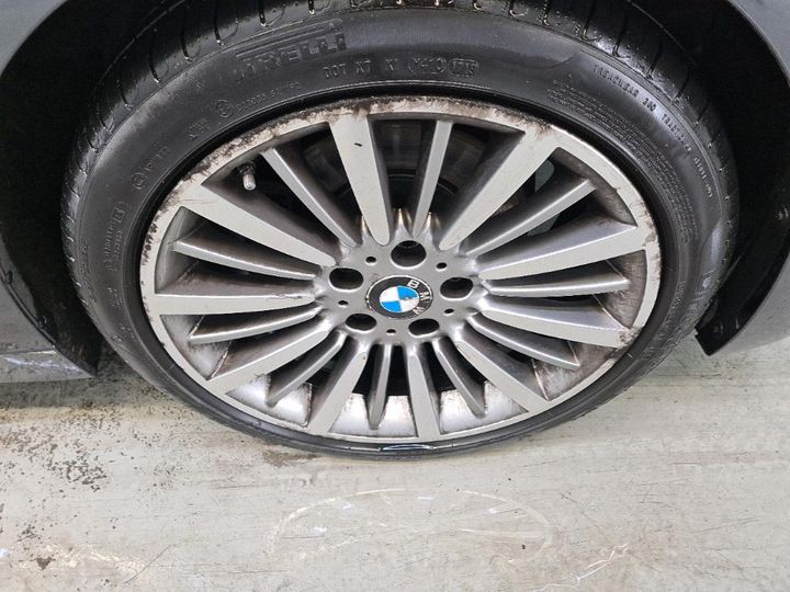 Photo 13 VIN: WBA8J91050K837119 - BMW 320 