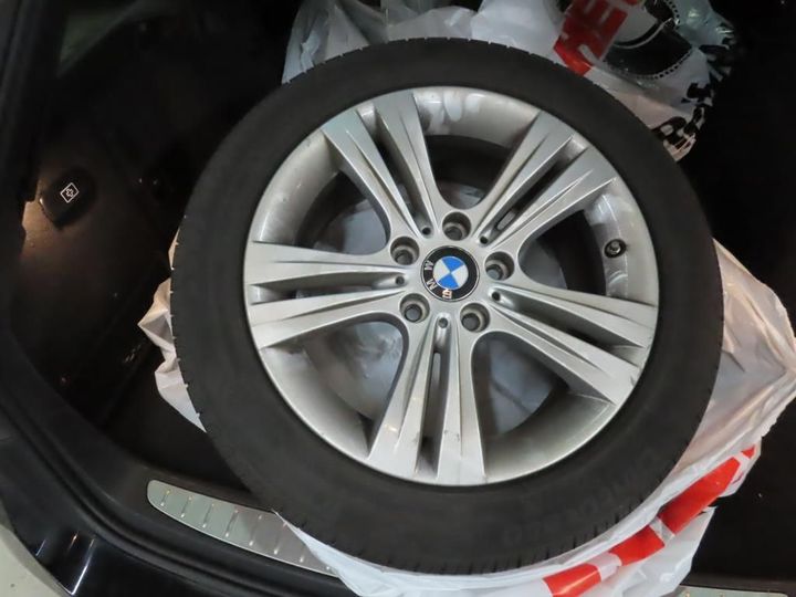 Photo 8 VIN: WBA8J91060K837906 - BMW 3 TOURING 