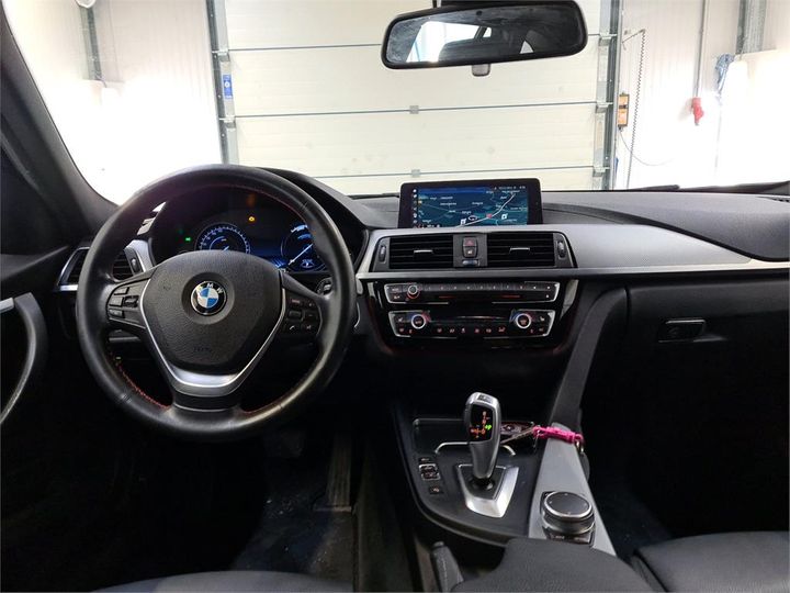 Photo 6 VIN: WBA8J91070A717828 - BMW 320 