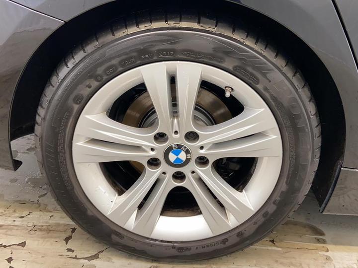 Photo 15 VIN: WBA8J91080K424255 - BMW 320 