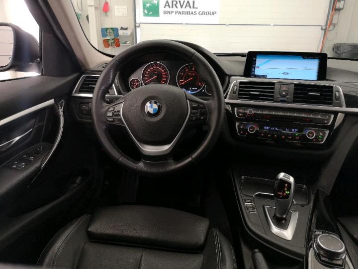 Photo 14 VIN: WBA8J91090K836751 - BMW 3 