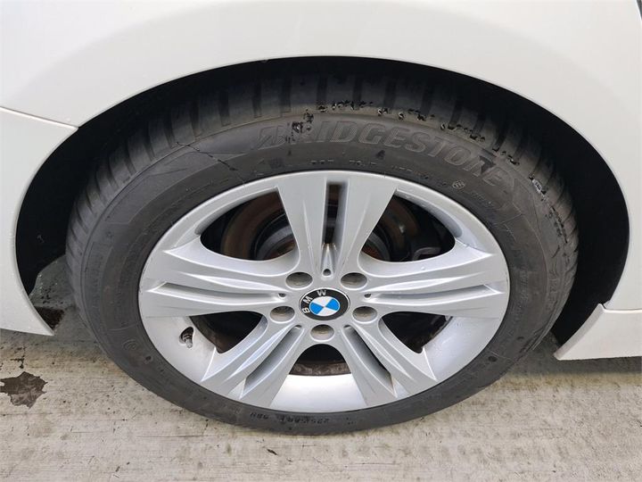 Photo 15 VIN: WBA8J91090K837933 - BMW 320 