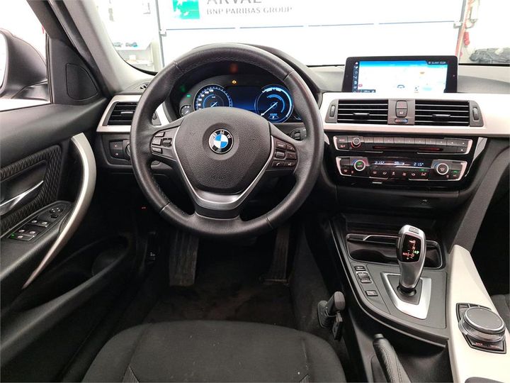 Photo 12 VIN: WBA8J910X0A717838 - BMW 3 