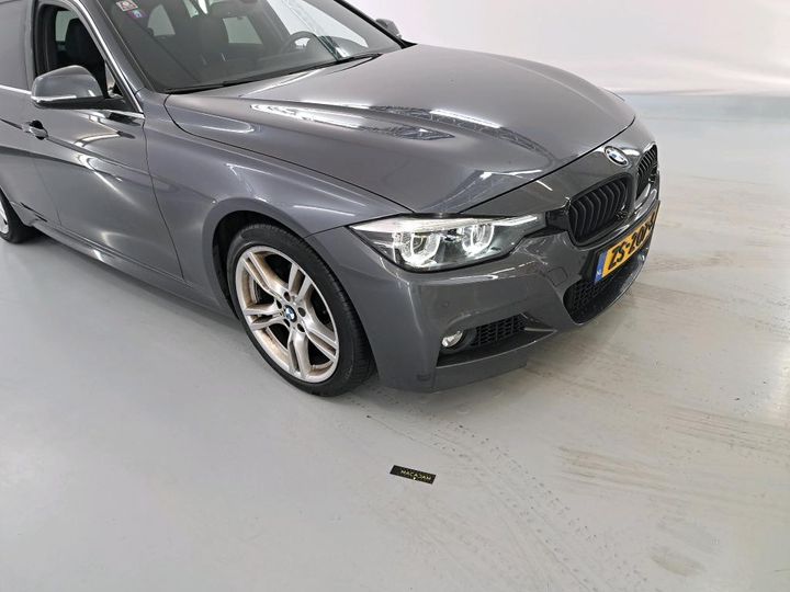 Photo 38 VIN: WBA8K11010FH03833 - BMW 3 