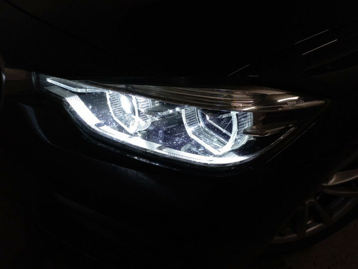 Photo 34 VIN: WBA8K11070A807835 - BMW 318I 