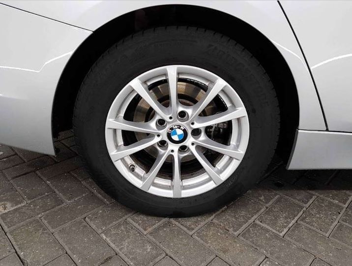 Photo 10 VIN: WBA8K110X0K509953 - BMW 3-SERIE TOURING 