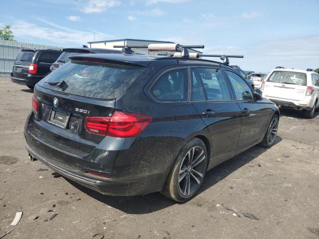 Photo 3 VIN: WBA8K3C53JA024159 - BMW 330 XI 