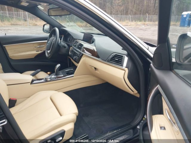 Photo 4 VIN: WBA8K3C58HK678837 - BMW 330I 