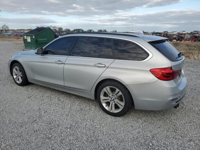 Photo 1 VIN: WBA8K3C5XJA369818 - BMW 330 XI 